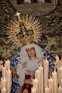 María Stma. de las Angustias Coronada - Sevilla