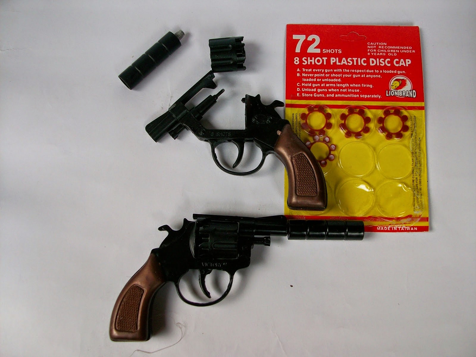 Pistol Mainan jaman dulu  Ada apa di tahun 80 90an 