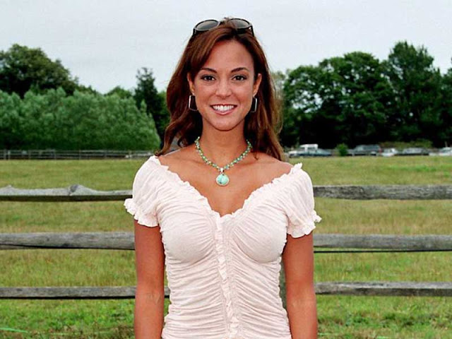 Eva LaRue