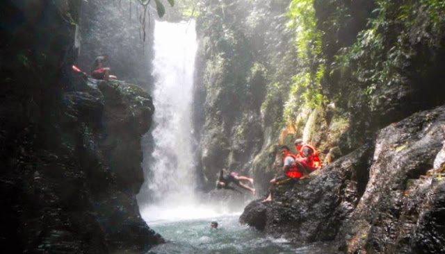 Inilah Sembilan Destinasi Air Terjun Paling Indah Di Kota Hujan Bogor