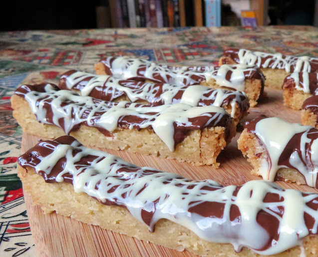 Mint Chocolate Shortbread Fingers