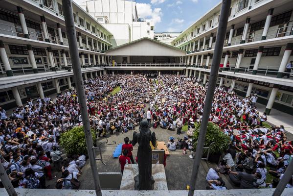 University of the East (UE) participates in metro-wide #ShakeDrill