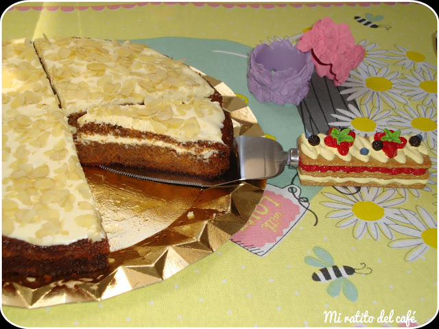 Tarta de zanahoria con chocolate blanco