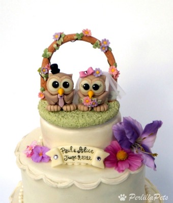 Owl wedding cake topper with floral arch