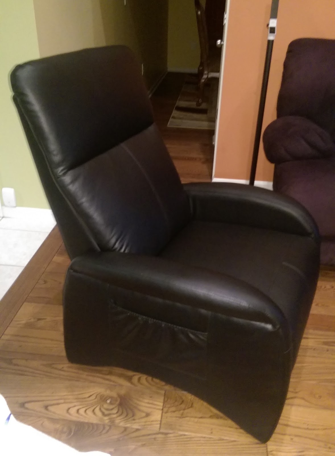 Chip's Reviews: LANGRIA Contemporary Faux Leather Recliner ... - 1178 x 1600 jpeg 143kB