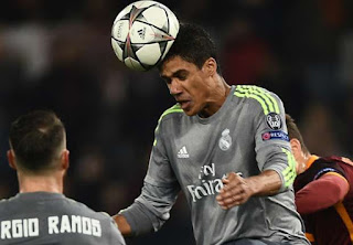 Agen Bola - Raphael Varane Dalam Radar Manchester United