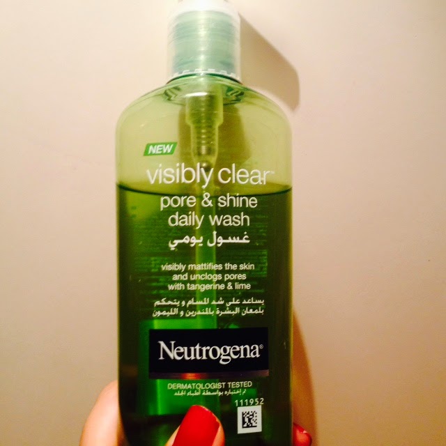 Neutrogena visibly clear pore and shine gel wash used