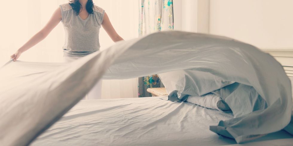 make the bed properly and clean