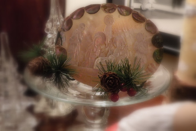 Mother-of-pearl nativity scene at Chickadee Home Nest