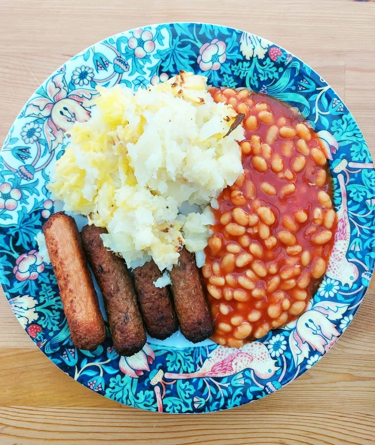 rumbledethumps served with sausages and baked beans