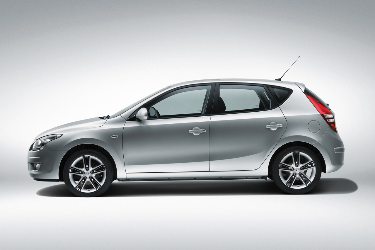 side view of hyundai i30 hyundai i30 prices with insurance cover ...