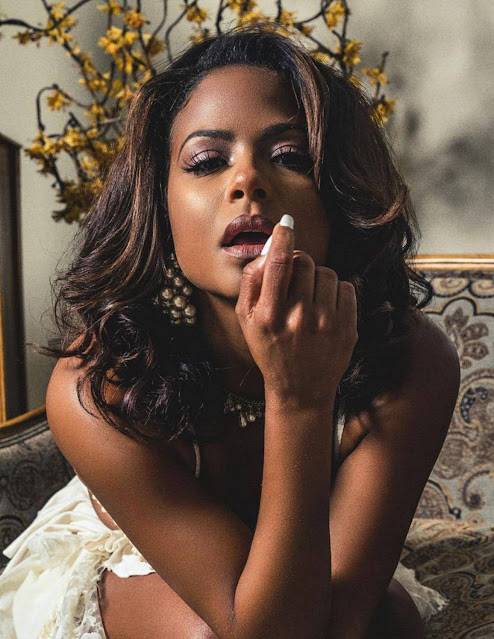 Christina Milian beautiful boobs in sexy photoshoot