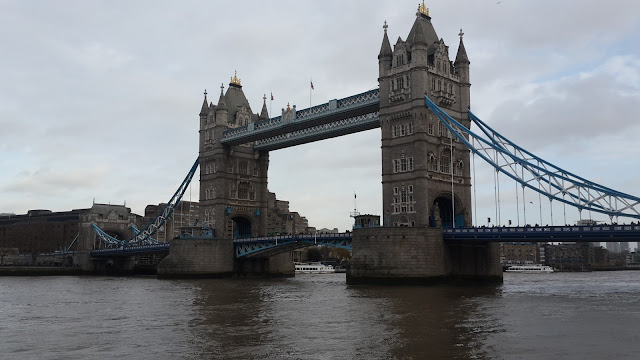 Icon of London, Tower Bridge