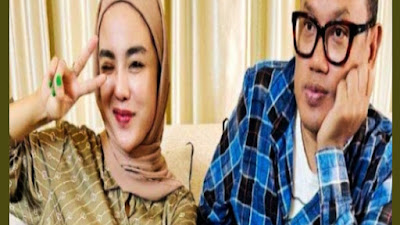 Medina Zein Siapa Sampai Keluarga Uya Kuya Memburu Kehadiran Selebgram Satu Ini