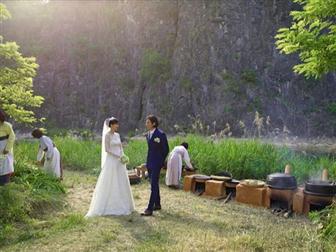 Foto Suasana Upacara Pernikahan Won Bin dan Lee Na Young