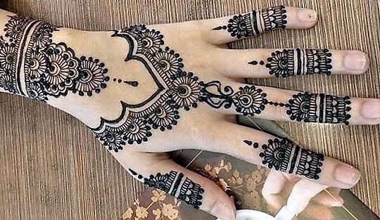 Latest Arabic Mehndi Designs To Inspire