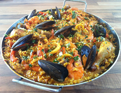 alt="paella"