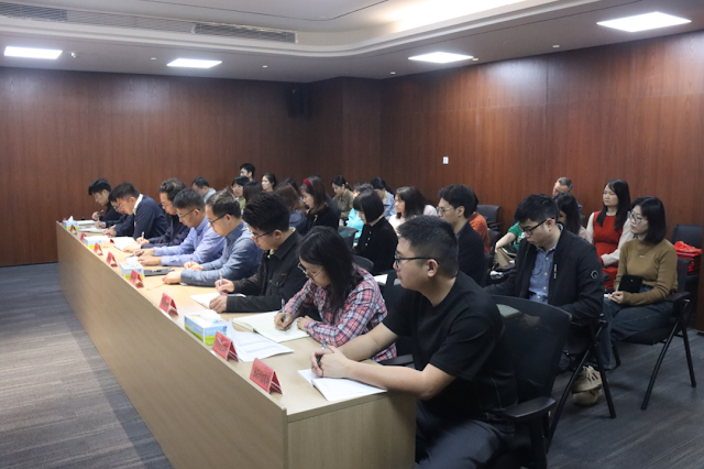 The staff of Zhaoqing Investment Promotion Bureau set out towards the goal with a running attitude