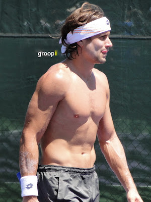 David Ferrer Shirtless at Miami Open 2011