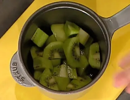 Salsa al kiwi