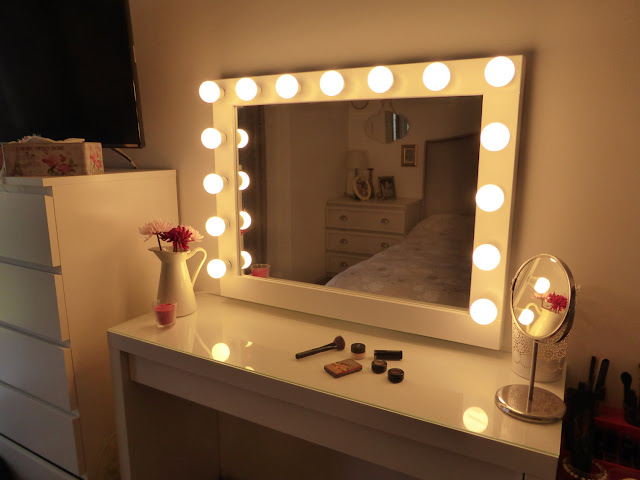 mirror with lights for bedroom