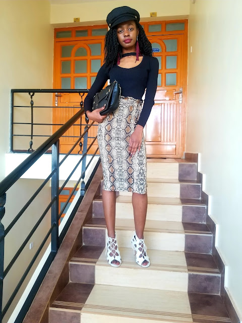 How To Wear A Snake Print Skirt In A Classy, Fun Way