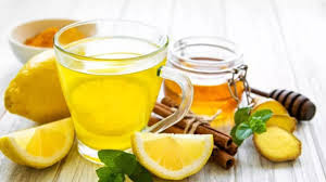 शहद और नींबू से वजन घटाने के घरेलू उपाय जो metabolism को बढ़ाते हैं और शरीर को फिट रखते हैं।