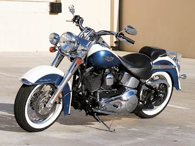 HARLEY DAVIDSON SOFTAIL DELUXE