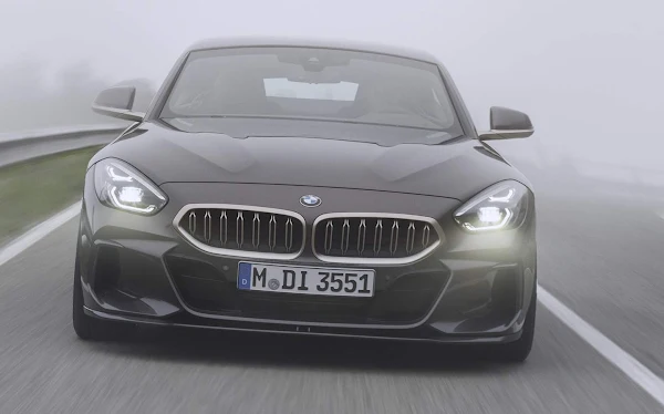 BMW Z4 Coupé é antecipado em modelo conceitual Touring