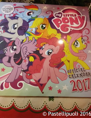 My Little Pony G4 seinäkalenteri official calendar 2017