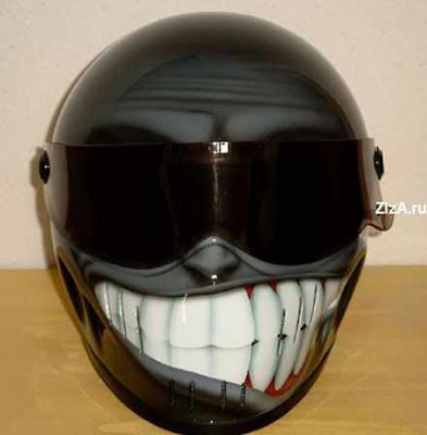 20 Cool and Creative Motorcycle Helmet Designs (20) 16