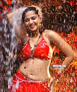 Anuska Hot in Rain