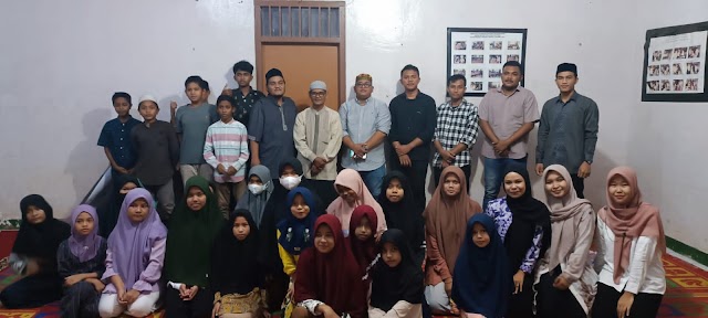 SPMA Bersama Senator Fachrul Razi Santuni Anak Yatim Piatu dan Buka Puasa Bersama di Aceh