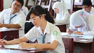 Siswa Kelas Jauh SMAN 1 Karangnongko Meminjam Rumah Warga Untuk KBM