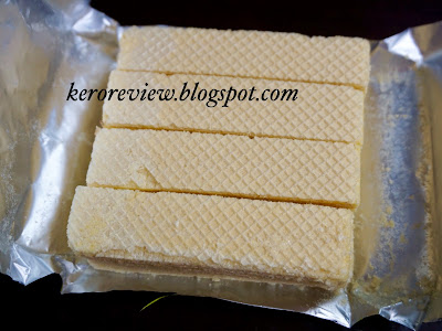 รีวิว แจนส์คอร์ป เวเฟอร์สอดไส้ครีมรสทุเรียน (CR) Review durian wafers, Janscorp Brand.