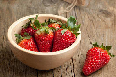 Homemade strawberry face mask