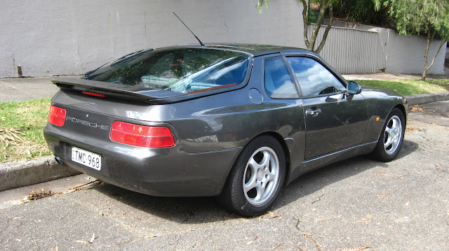 Porsche 968