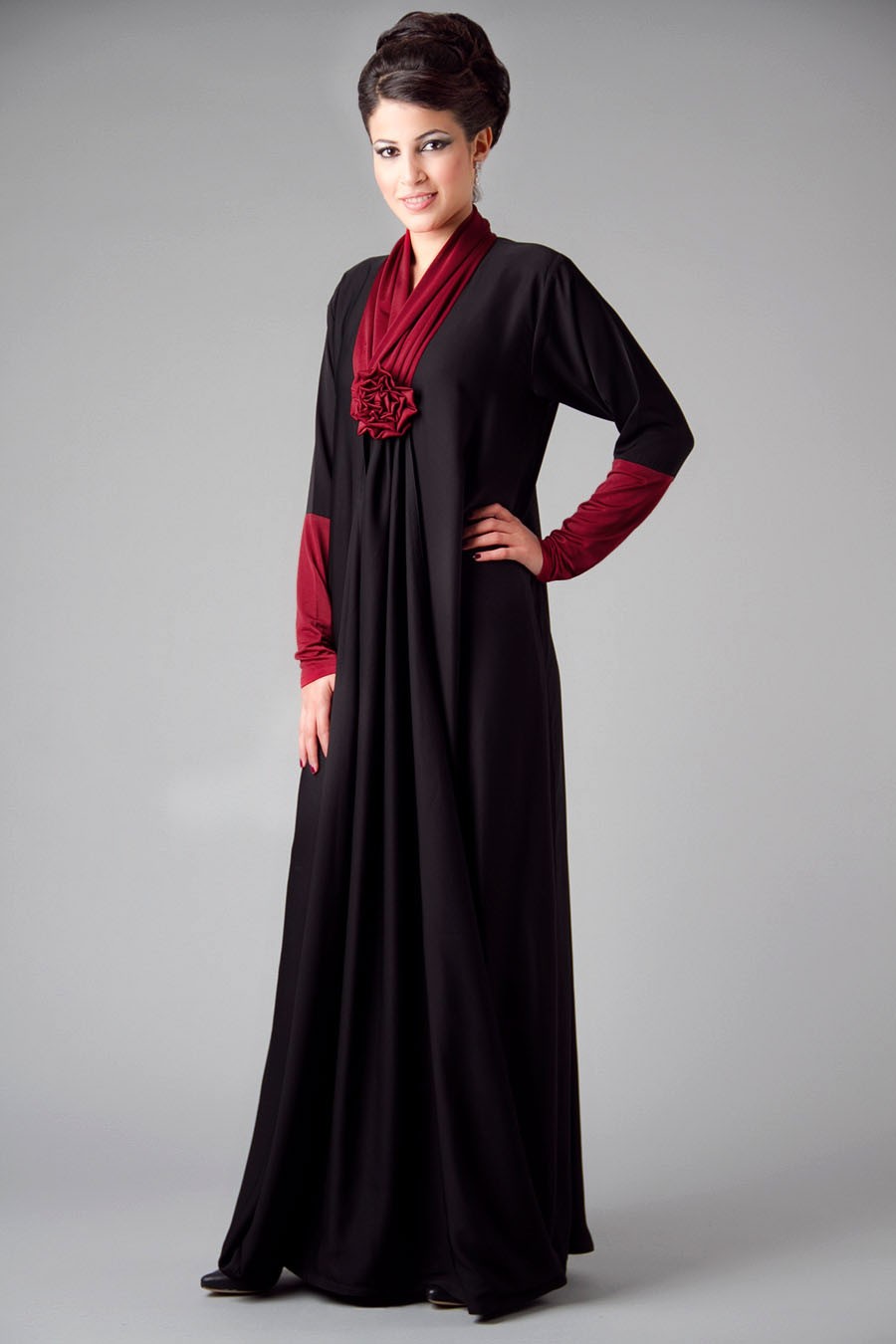 Embroidered Abaya Designs 2013  Islamic Abaya Dress 