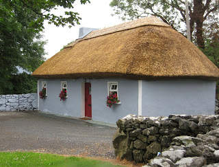 All About The Famous Places Dublin  Ireland  House  On Rock 