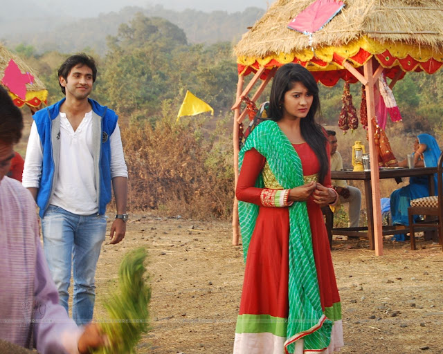 Raj & Avni Wallpaper Download