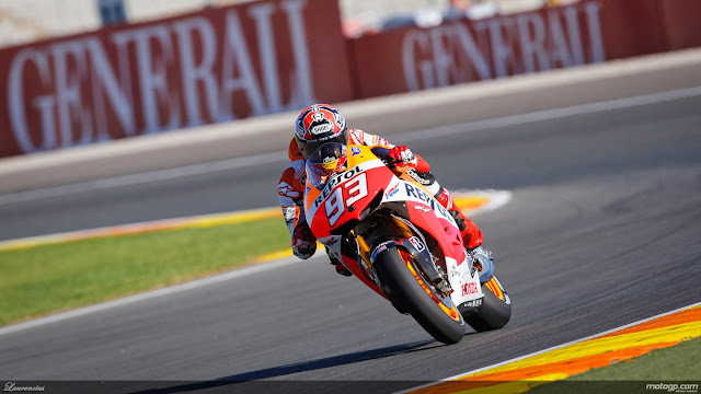 Marc-Marquez-Pole-Valencia-MotoGP-2013