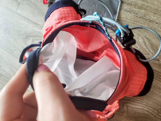 gear-review-ultimate-direction-race-vesta-4-back-pocket