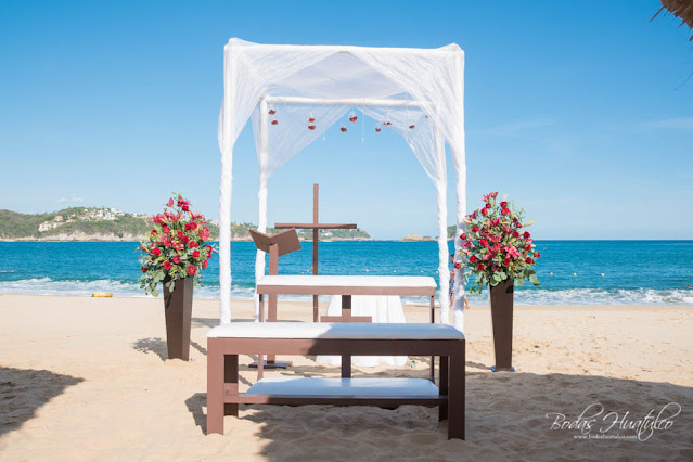 boda en playa, beach wedding, Oaxaca, México, Bodas Huatulco, Wedding Planner