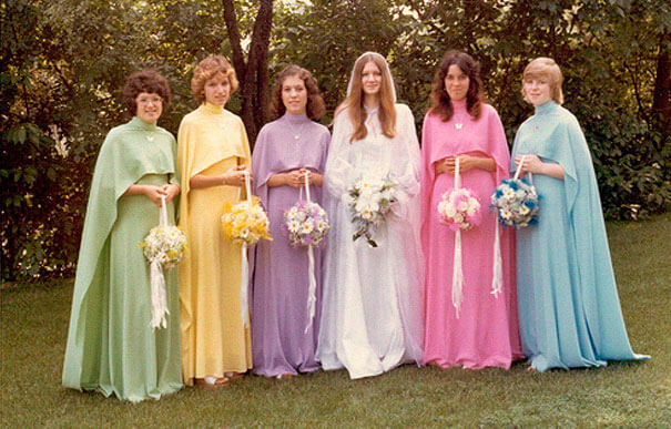 22 Super-Kitch Retro Bridesmaids Dresses Prove How Much Traditions Have Changed