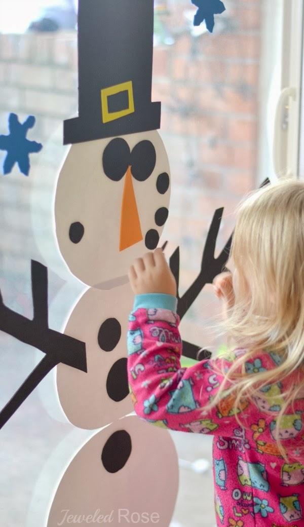 Build a Frosty- easy to make snowman kids can decorate again & again!!