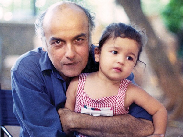 Actress Alia Bhatt Unseen Childhood Pic 