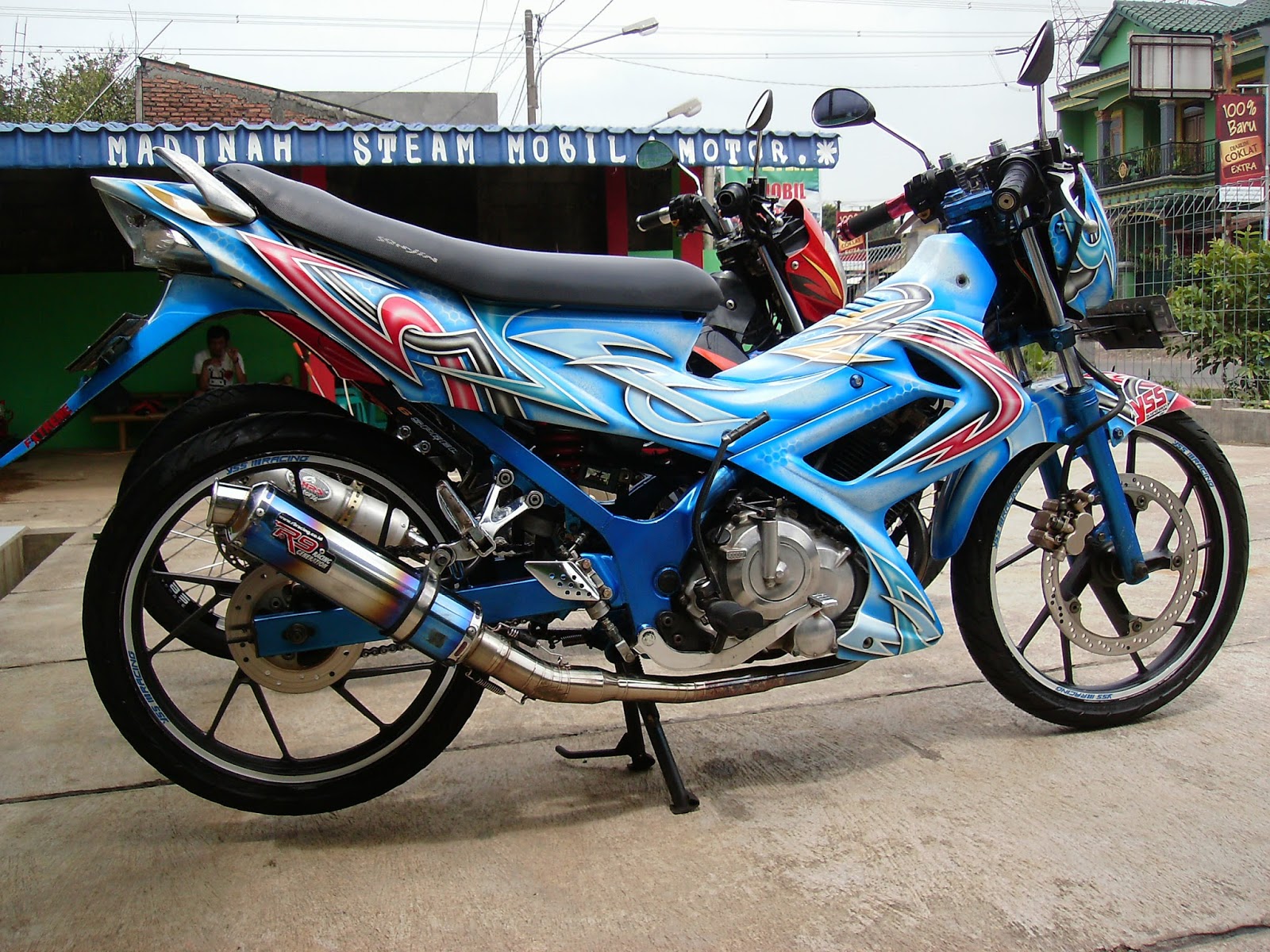 Koleksi Ide Modifikasi Air Brush Satria Fu 2014 Terupdate Fire Modif