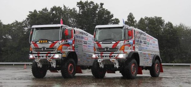 gambar truk hino 500 RALLY 5