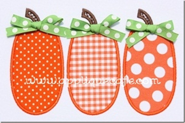 pumpkintrio300withbows
