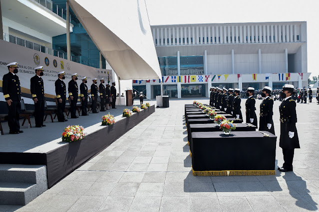Cadetes de HENM y del CENCIS juran bandera en el marco de la Gesta Heroica del 21 de abril